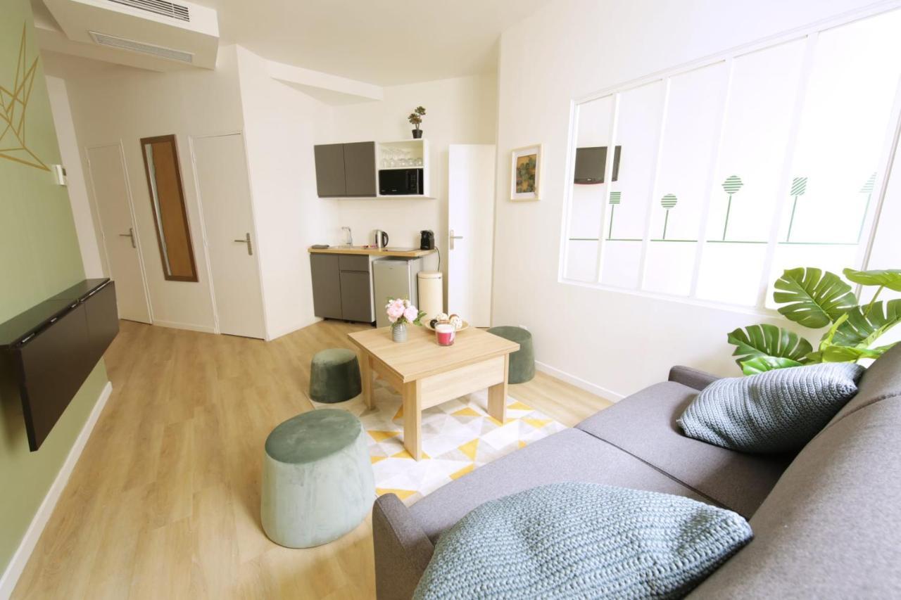 Green Apartment Near Montmartre And Opera Paris Eksteriør bilde