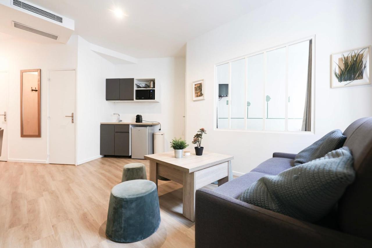 Green Apartment Near Montmartre And Opera Paris Eksteriør bilde